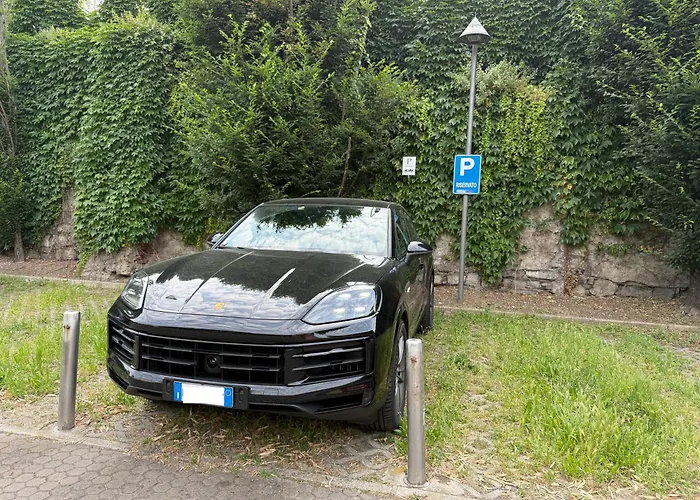 Luxury House In Pietrasanta 120 Mq 아파트