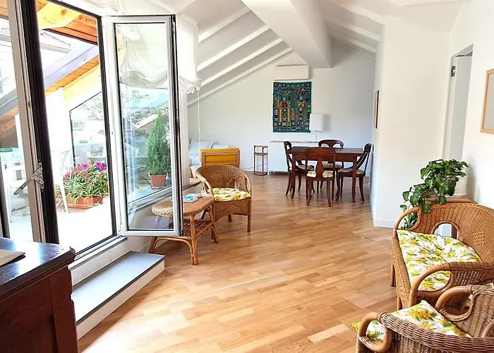 Apartmán Mansarda Con Terrazzo Centralissima Milán
