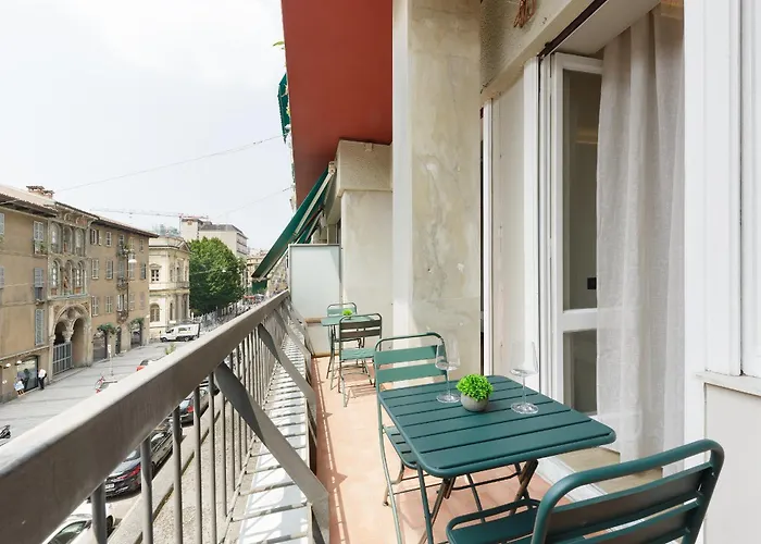 Maison Lanza - Moscova, Duomo Apartmán *