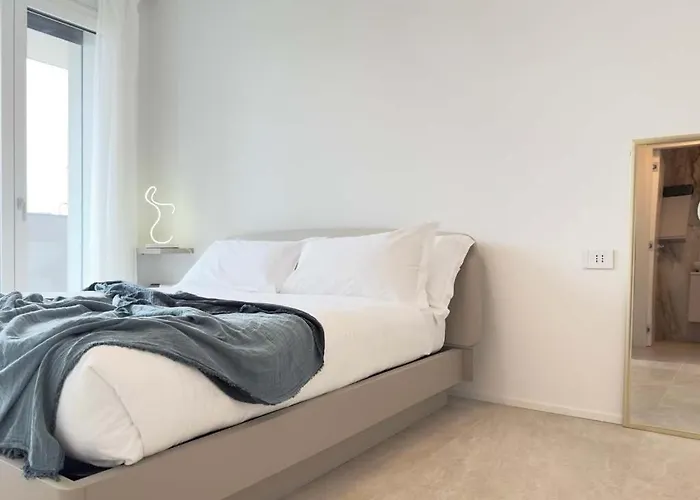 Homeby - Casa Raffaele Mediolan