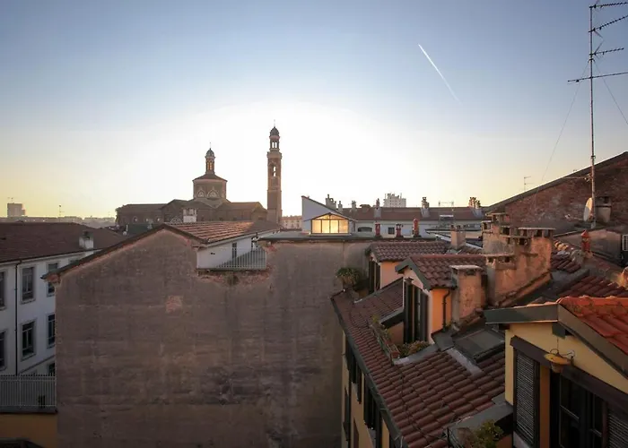 Charming In The Heart Of Navigli