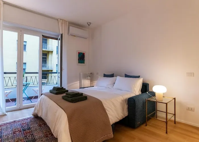 Emotion 716 E Sei A Casa! Milan