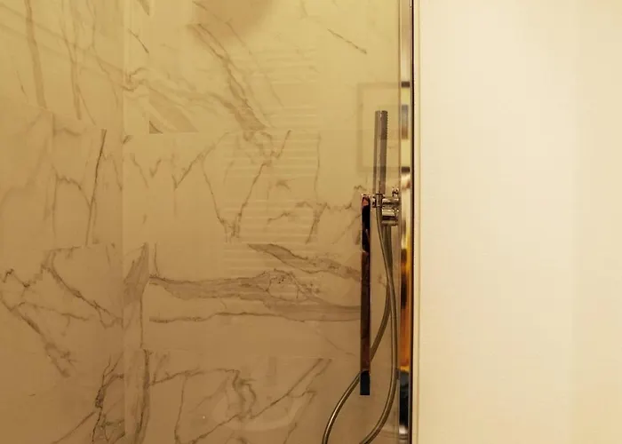 Emotion 716 E Sei A Casa! Milan