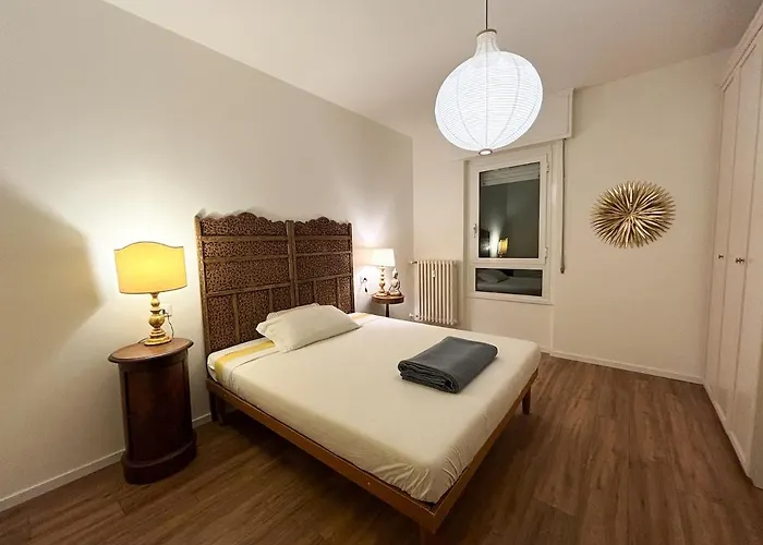 Near San Siro Stadium - Mi * 米兰