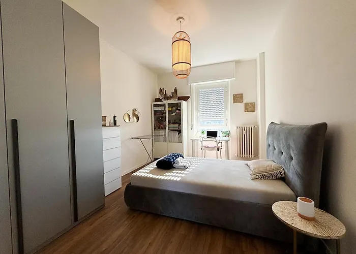 Near San Siro Stadium - Mi * 米兰