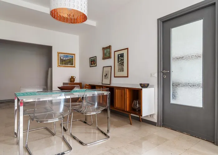 Trilocale In Stile Milanese In Solari Milan