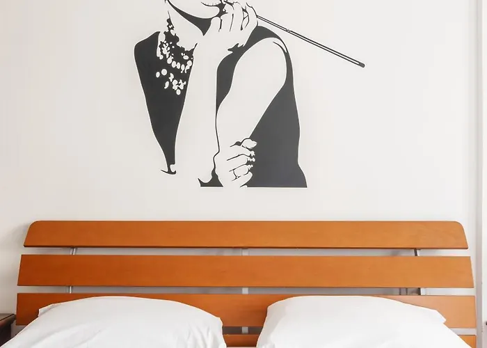 Trilocale In Stile Milanese In Solari Milan