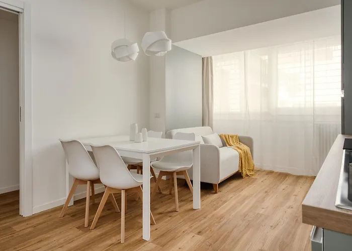 Hostmate - - Imperia - Romolo Iulm