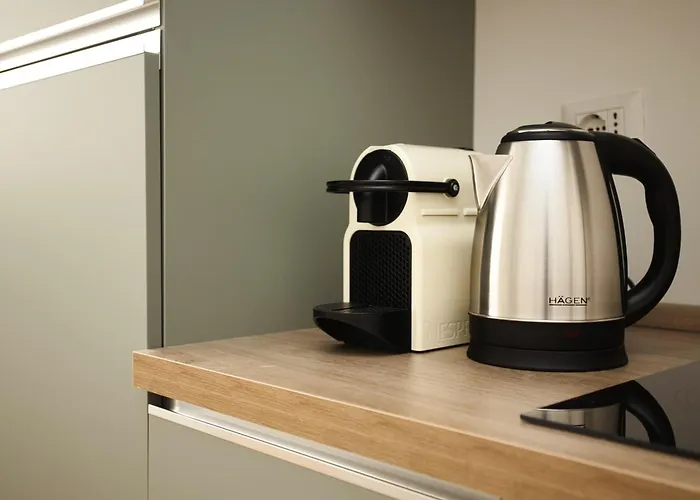 Hostmate - - Imperia - Romolo Iulm Milano