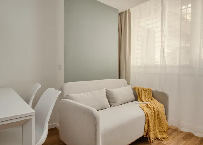 Daire Hostmate - - Imperia - Romolo Iulm