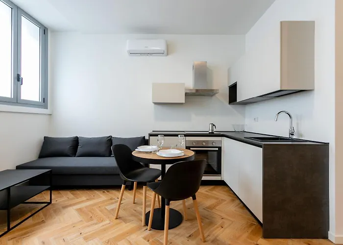 Console Marcello Apartment Mailand