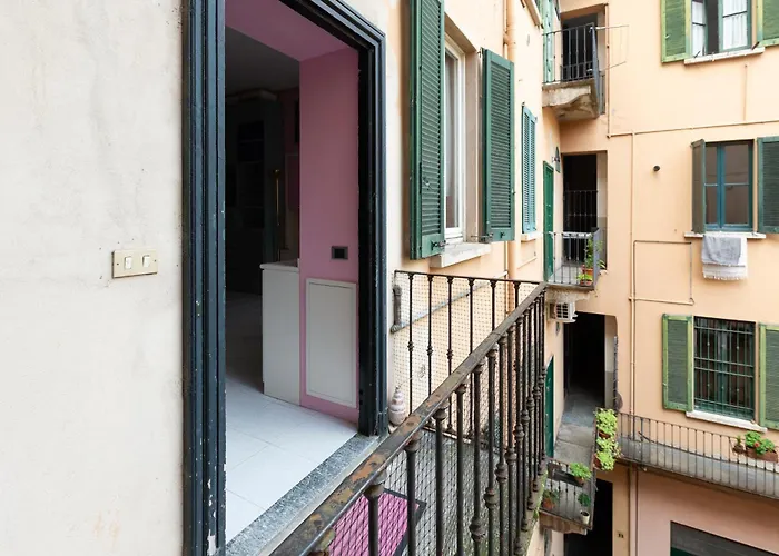 Guesthost - Isola Cosy Pink * Milano