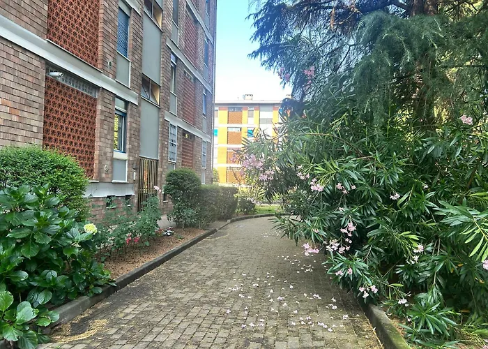 - Cozy & Connected * Milano