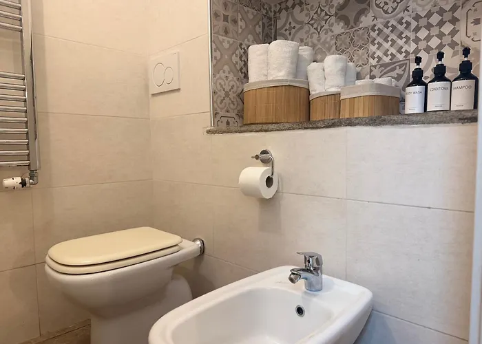 Reginamilanobnb In Porta Romana *