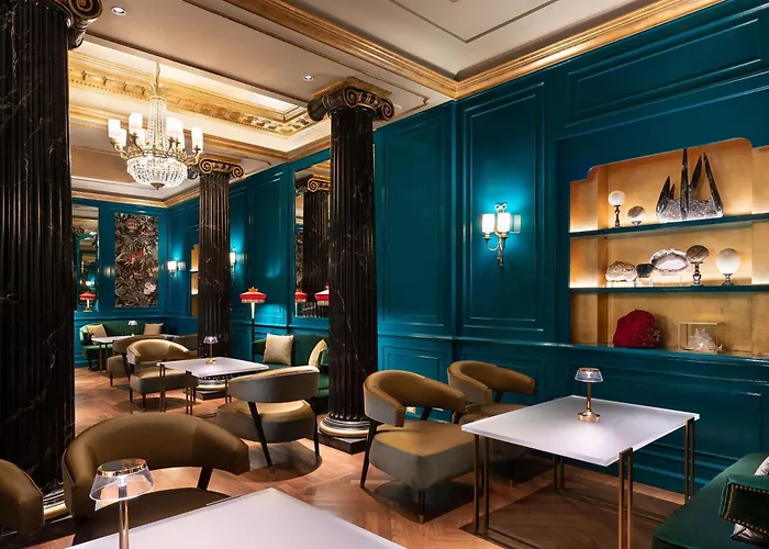 The Westin Palace, 酒店