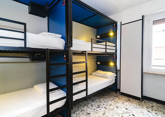 Hostel Yellowsquare Milano