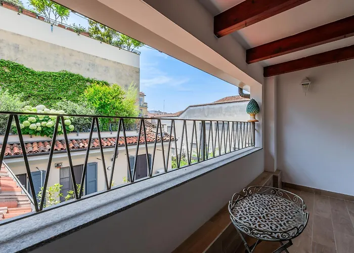 De Amicis' Nest - Center Apartamento