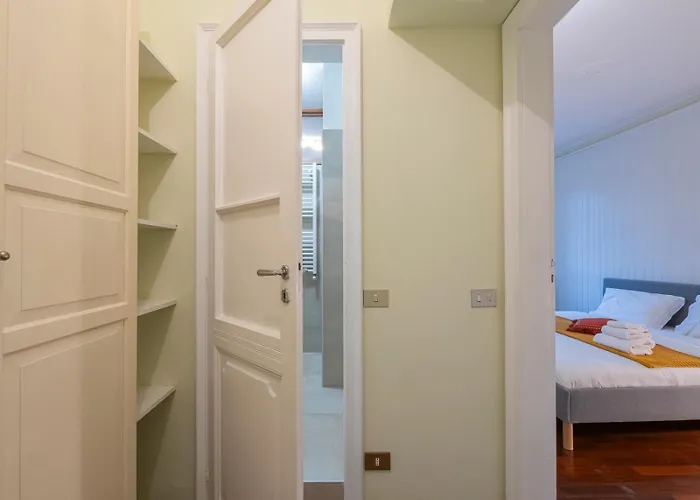 Atene - 7sundays * Milan