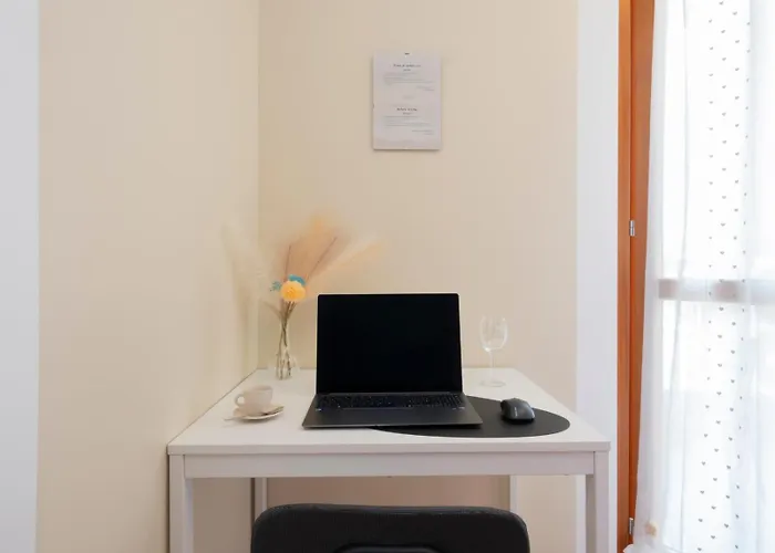 Spazio Breda - Free Parking, Private Garage, Metro M1, Balcony, 4 Guests *