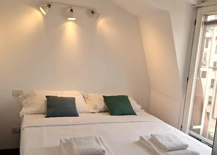 Urban Attic Isola District