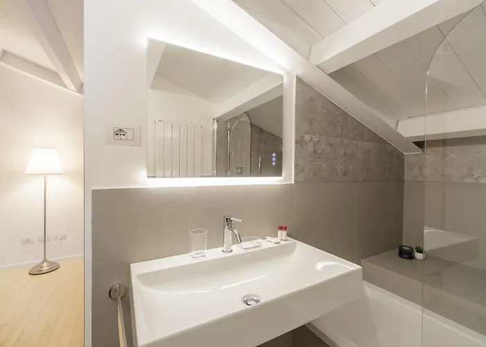 Duomo 10 Min Shopping Street Metro Loreto Apartament Mediolan