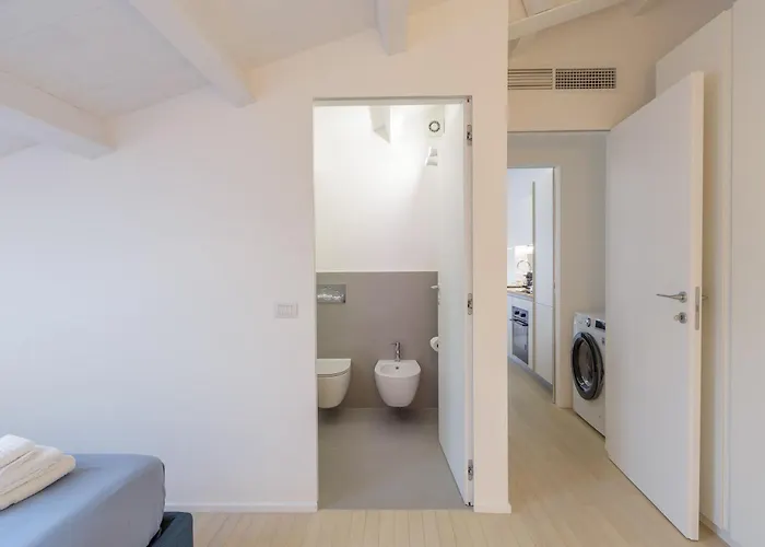 Duomo 10 Min Shopping Street Metro Loreto Apartment *