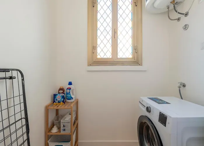 Piero Della Francesca - 7sundays 아파트 밀라노