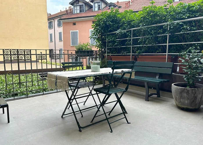Luxury Terrace In The Center Of Garibaldi Train Station Brera Appartamento *