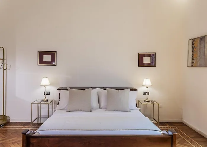 La Del Palazzo *