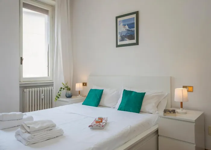 Moscova Dream - Bright And Quiet 5th Floor מילאנו