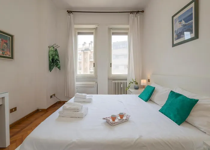 Moscova Dream - Bright And Quiet 5th Floor מילאנו