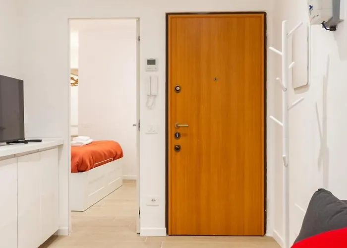 Youhosty - Salasco Chic Daire *