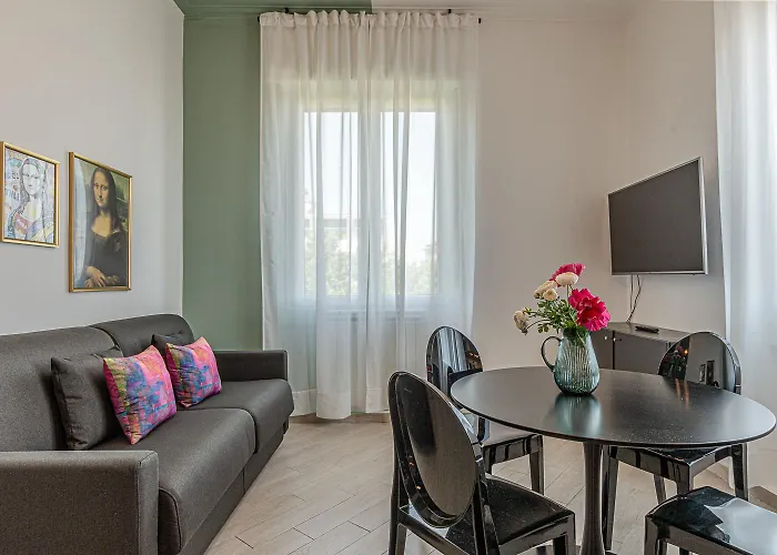 Monnalisa A Due Passi Da ميلان