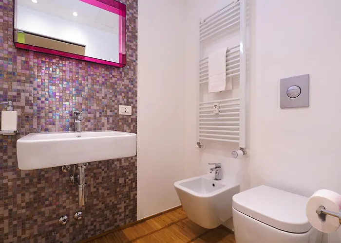 Court House Elegant Apartman Milánó