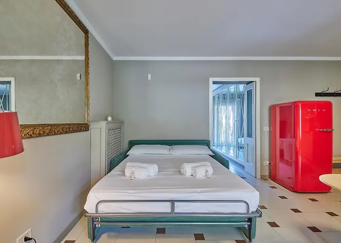 Navigli - Di Classe Con Terrazza شقة