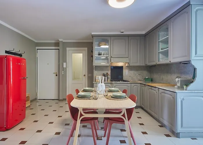 Navigli - Di Classe Con Terrazza ميلان