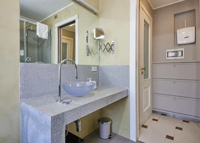 Navigli - Di Classe Con Terrazza ميلان