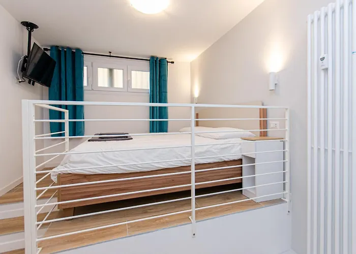 Durante Flat * ミラノ