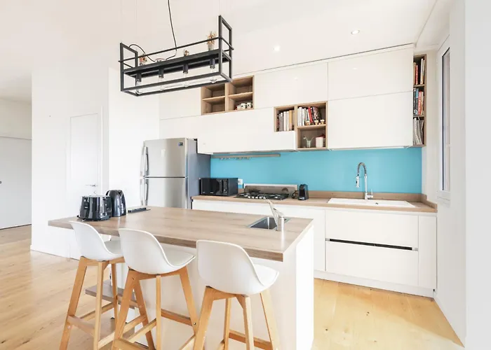 Easylife - - Cantore 12 - Navigli *