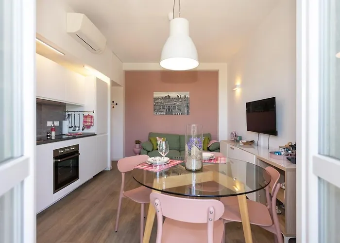 Navigli Charm - Cozy & ミラノ