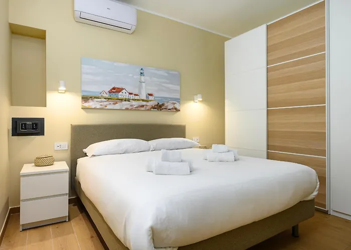 Pearl - Porta Venezia Daire *