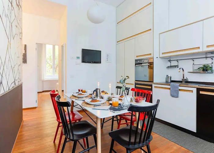 Апартаменты The Rent - Near Porta Romana Милан