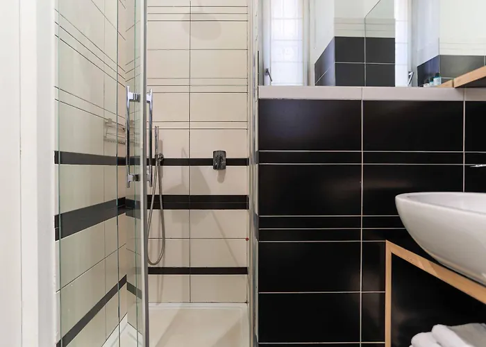 The Rent - Near Porta Romana Апартаменты Милан