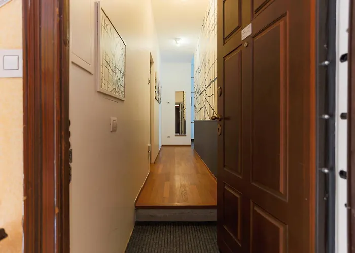 The Rent - Near Porta Romana