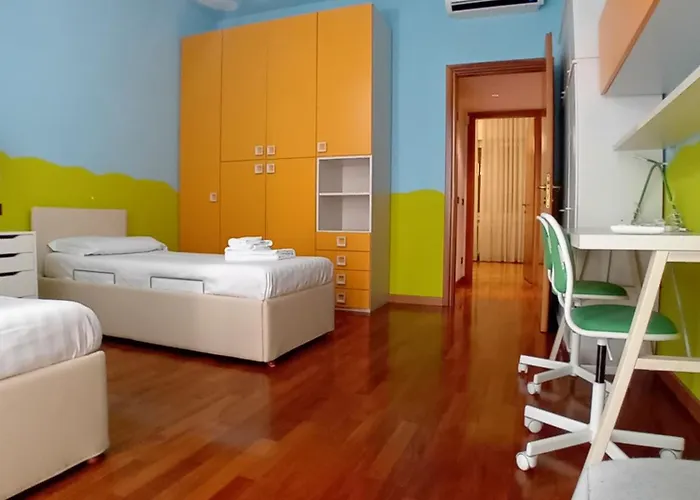 Bnbutler - Stromboli, 22 - Ampio, Luminoso Ed Elegante