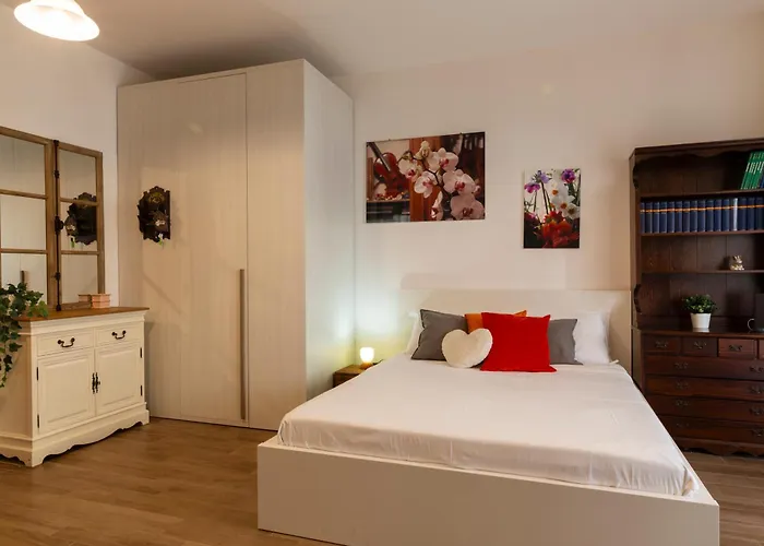 Oxilia Flat - Loreto District * Milano