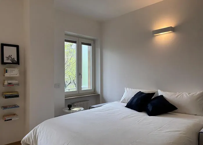 شقة Bright With Balcony - Navigli *
