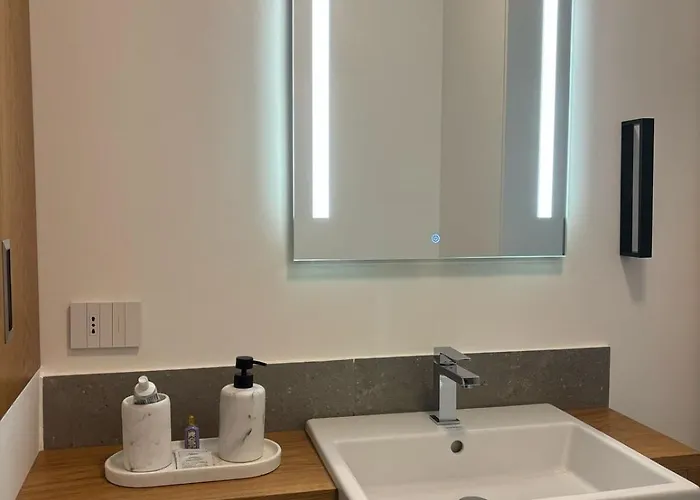 Διαμέρισμα Bright With Balcony - Navigli *