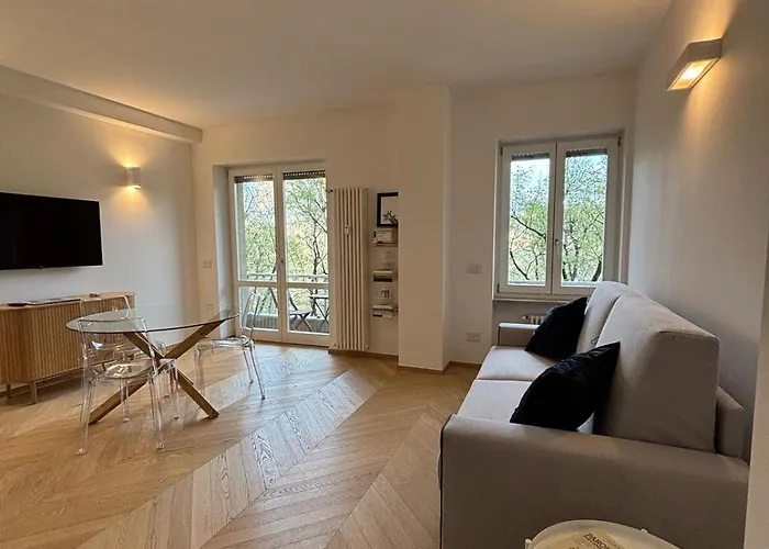 Bright With Balcony - Navigli شقة ميلان