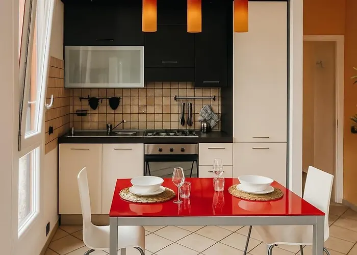 아파트 Mivo Porta Romana M3 - 8 Minutes From Duomo And 250m From Metro Lodi *